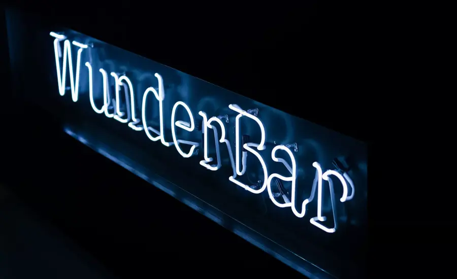 Wonder Bar Led Signage Cd0167357e1e55b1b10dd745e3188ae1 2000